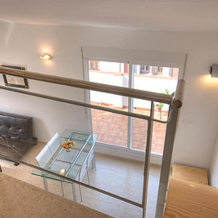Beds & Breaks Pergolesi Apartment บาเลนเซีย ภายนอก รูปภาพ