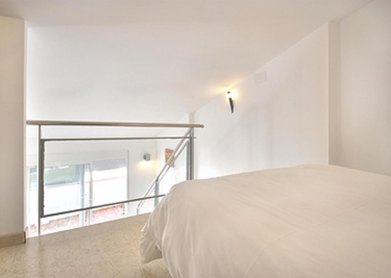 Beds & Breaks Pergolesi Apartment บาเลนเซีย ภายนอก รูปภาพ