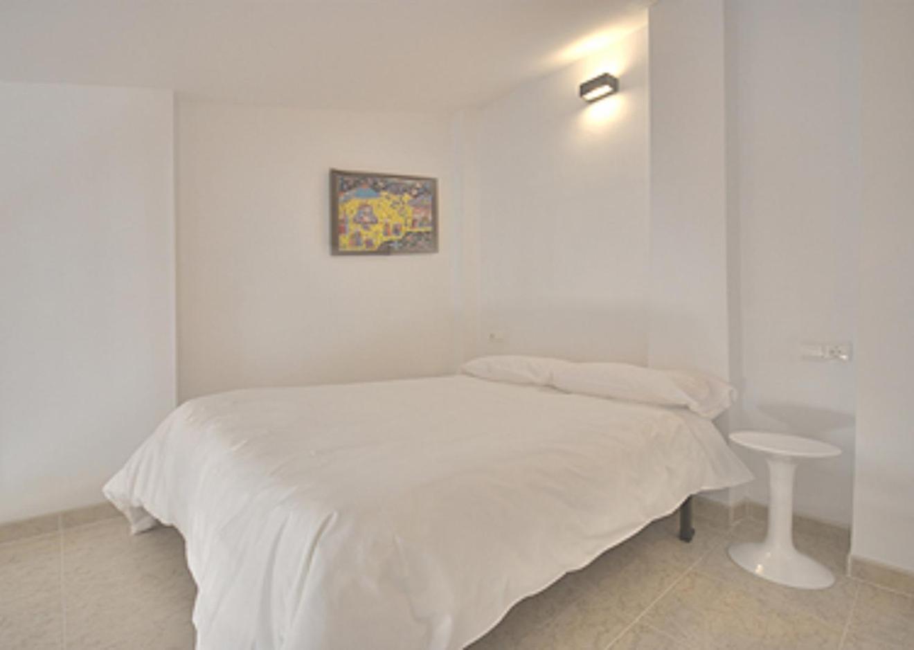 Beds & Breaks Pergolesi Apartment บาเลนเซีย ภายนอก รูปภาพ