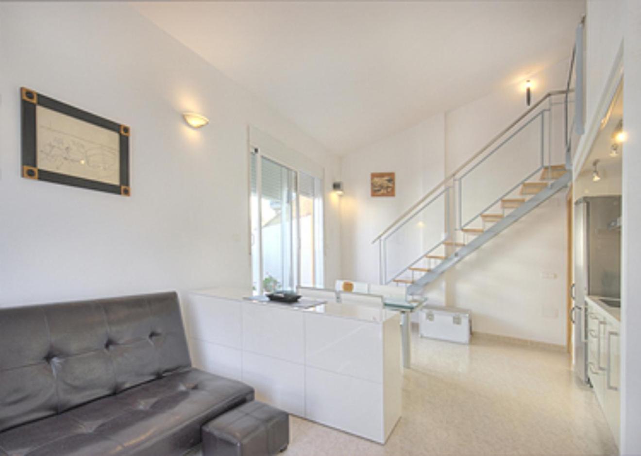 Beds & Breaks Pergolesi Apartment บาเลนเซีย ภายนอก รูปภาพ