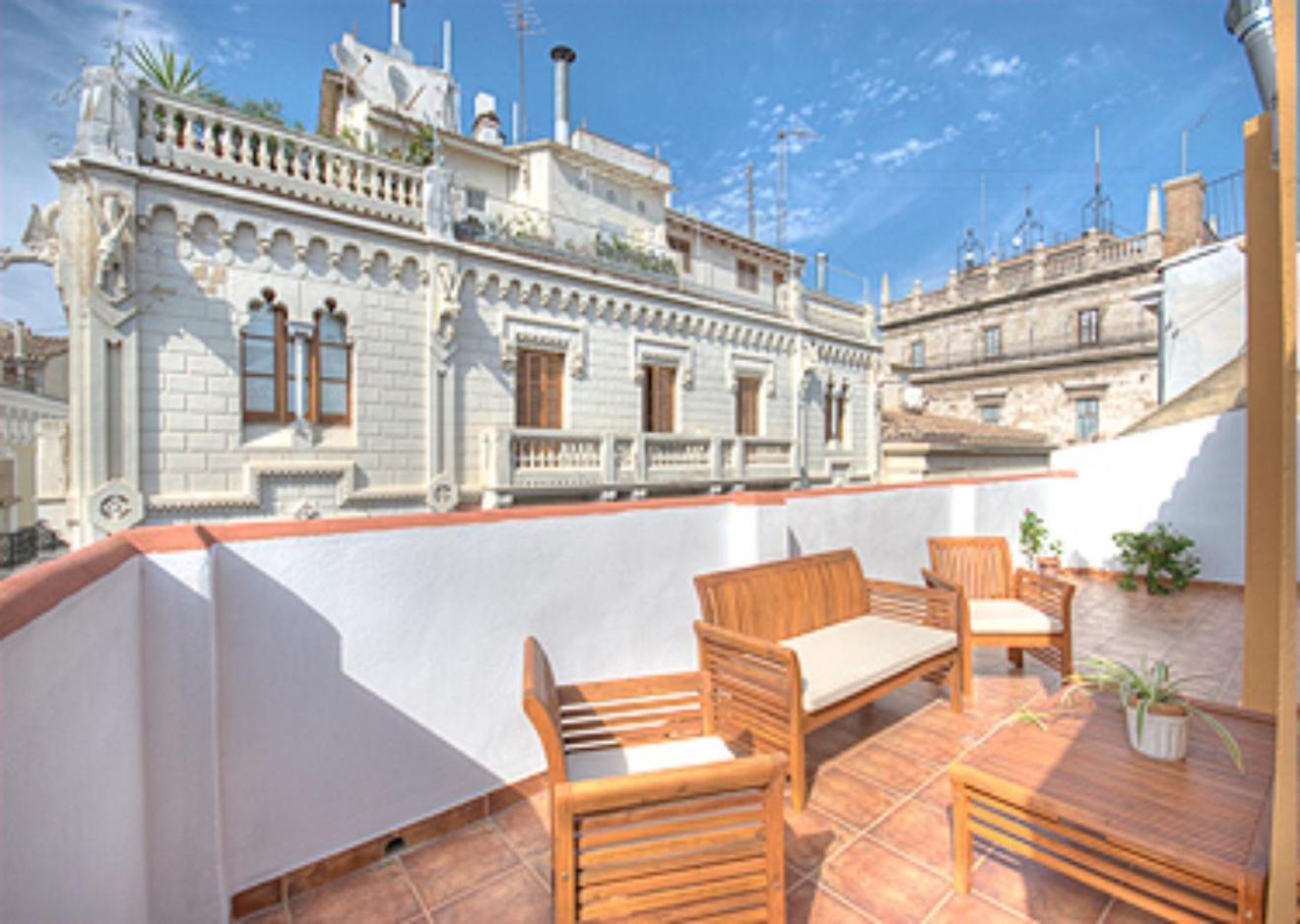 Beds & Breaks Pergolesi Apartment บาเลนเซีย ภายนอก รูปภาพ